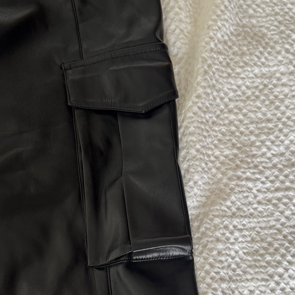 Generation Love Black Cargo Joggers - Picture 5 of 5